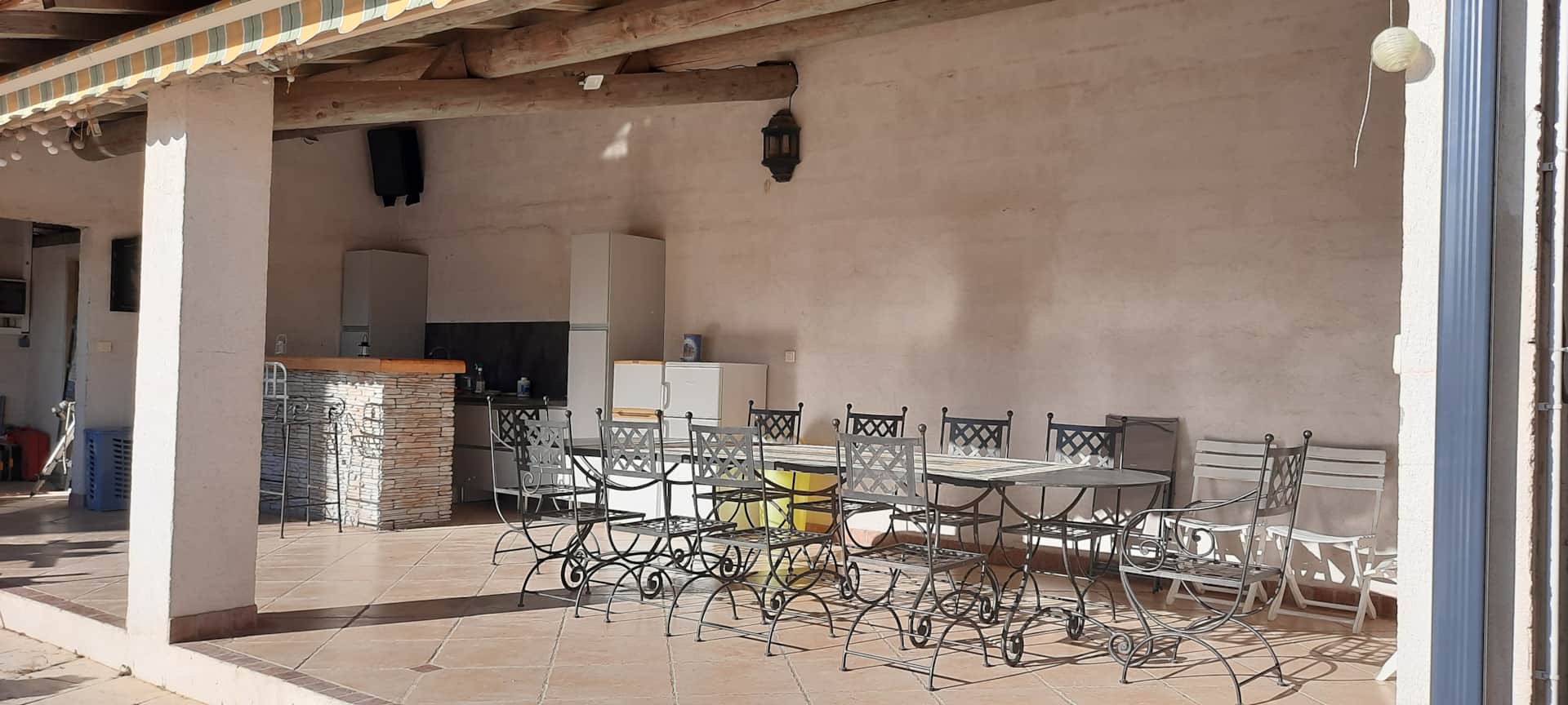 Villa L'Estel - Coin repas extérieur